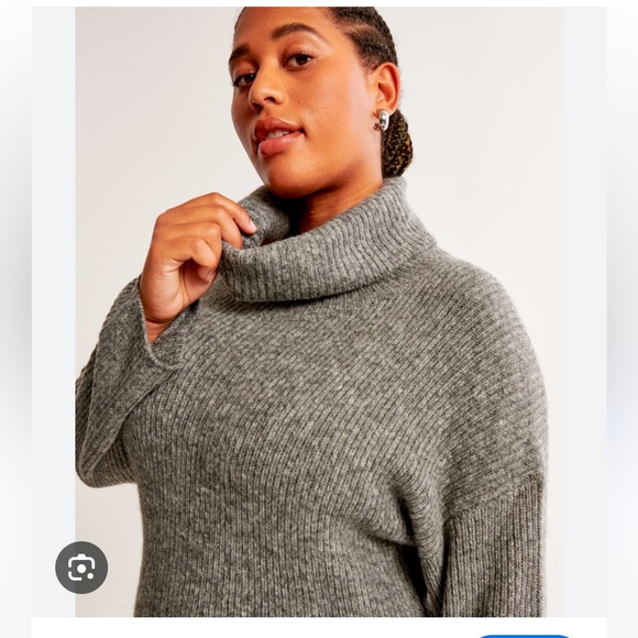 Abercrombie Long Sleeve Turtleneck Midi Dress - Picture 3 of 4